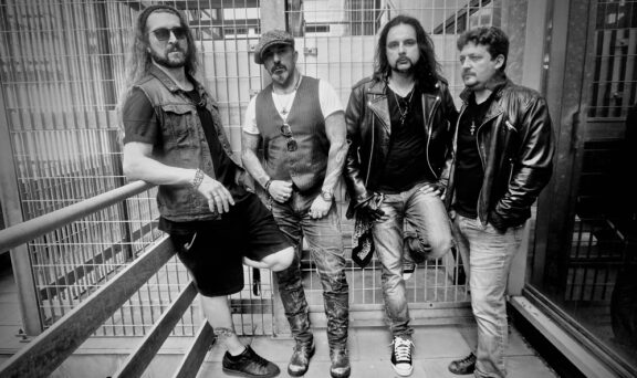 No Names: firmato il contratto discografico per Nadir Music