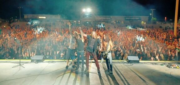 Sebastian Bach: canta i classici degli Skid Row al Rocktember Music Festival
