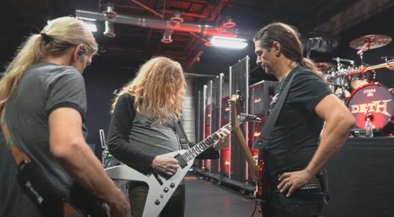Megadeth: Kiko Loureiro pubblica un lungo video delle prove per il “The Metal Tour Of The Year”