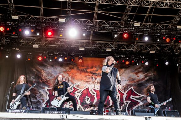 Exodus: Steve “Zetro” Souza, “Stiamo invecchiando, fare feste nei camerini non fa più parte del nostro stile di vita”