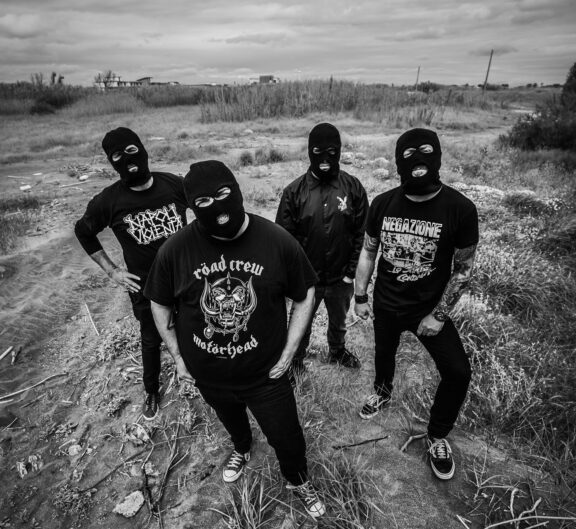 Napoli Violenta: i grinder partenopei lanciano il singolo ‘Diamonds and Crust’, in uscita il nuovo album “Neapolitan Power Violence”