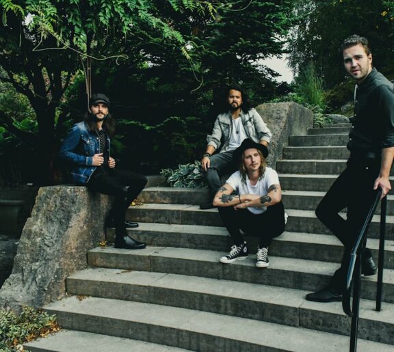 Åskväder: guarda il video di ‘Let You Down’