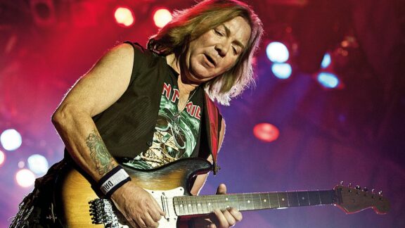 Iron Maiden: le tracce dal vivo isolate di Dave Murray dimostrano la sua precisione