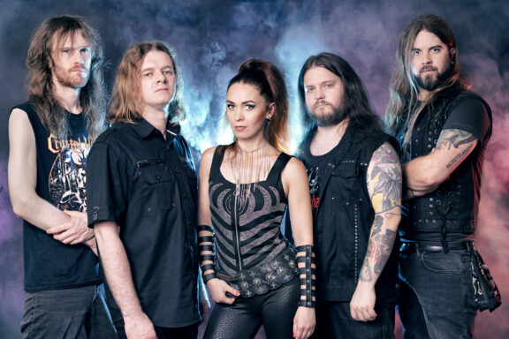 Crystal Viper: pubblicato il singolo Fever Of The Gods