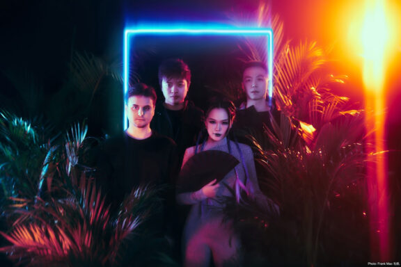 OU: la progressive metal band cinese firma con Inside Out Music