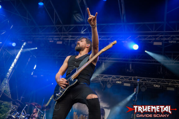 Moonspell: pubblicato il video di “Cross Your Heart” tratto dal nuovo album ‘Far From God’
