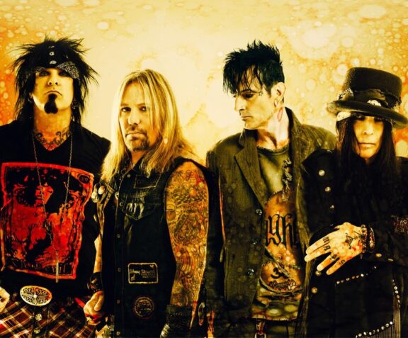 Mötley Crüe: guarda i video dei fan del concerto di Kansas City