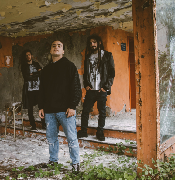 Infected: trailer e pre-save del nuovo singolo ‘Trust No One’