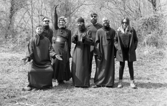 Die Sünde: guarda il music video ufficiale di ‘Strega’