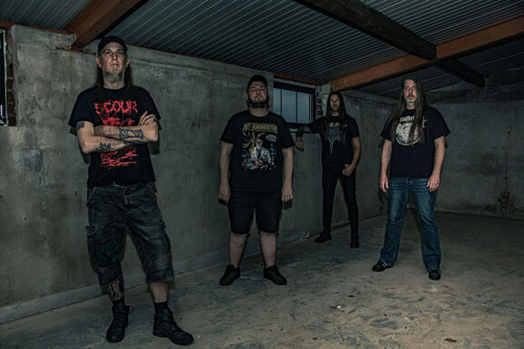 Defy the Curse: guarda il video di ‘Leading into the Realm of Torment’