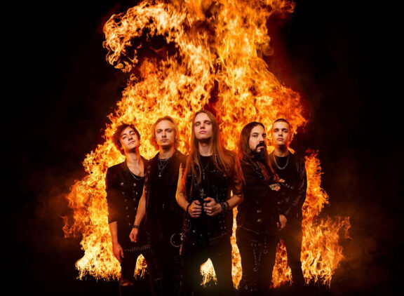 Induction: svelato il music video di ‘Embers’