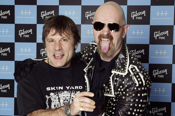 Judas Priest: Ian Hill, “Un tour con gli Iron Maiden sarebbe una grande idea”