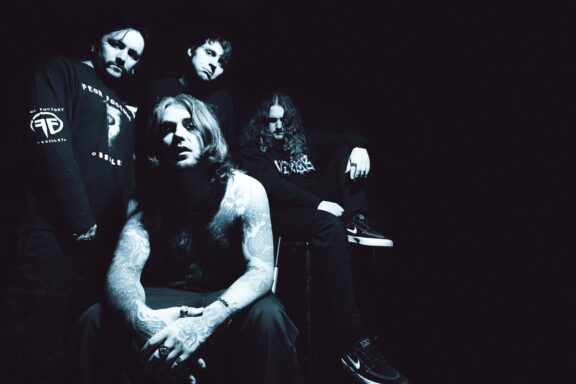 Blood Youth: si scioglie la band, tour annullato