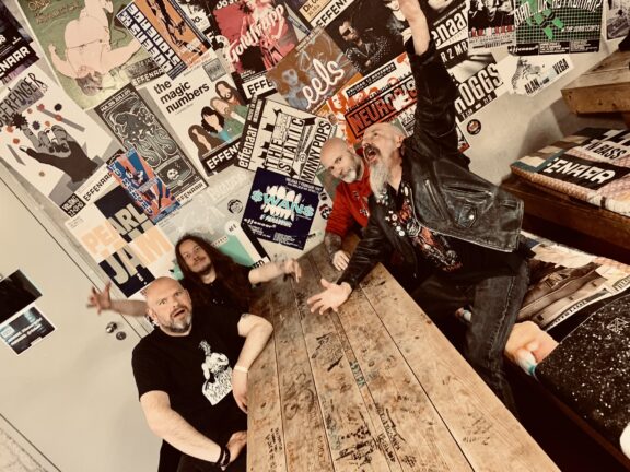 Siege Of Power: nuovo album per la all star band internazionale, il singolo ‘Zero Containment’