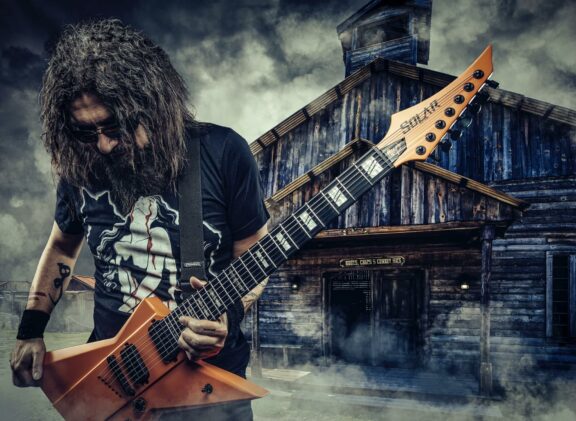 Solar Guitars: presentata la chitarra signature di Marzi Montazeri