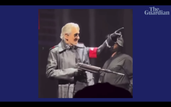 Roger Waters: la polizia tedesca apre un’indagine per il suo costume nazista allo show di Berlino