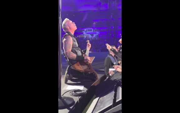 Metallica: i video dallo ‘snakepit’ dello show di Amburgo