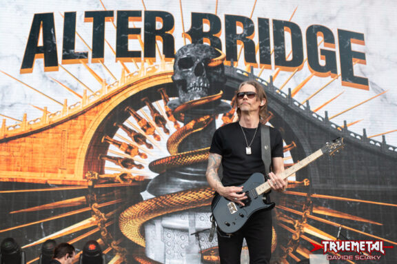 Alter Bridge: il video del nuovo singolo, “What Lies Within”