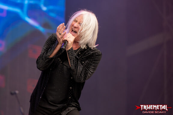 Def Leppard: pubblicato il nuovo singolo “Rejoice”