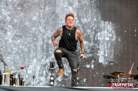 Papa Roach: pubblicato il video musicale del nuovo singolo “Braindead” con Toby Morse degli H2O