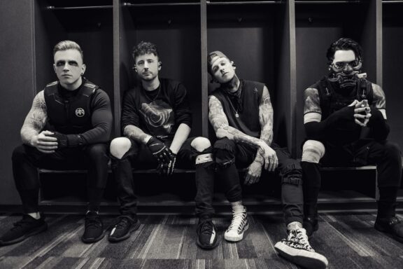Bad Wolves: svelato singolo e video di ‘Legends Never Die’