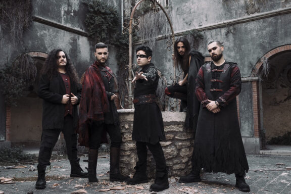 Draconicon: firmato con Inner Wound Recordings, guarda il video di ‘Heresy’ dal nuovo album “Pestilence”