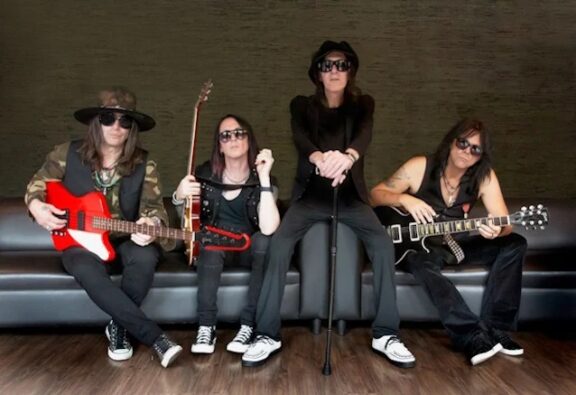 Riley’s L.A. Guns: realizzato il singolo ‘The Dark Horse’