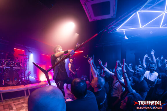 Photo Report: The Raven Age – Disconnected@Legend Club 2023