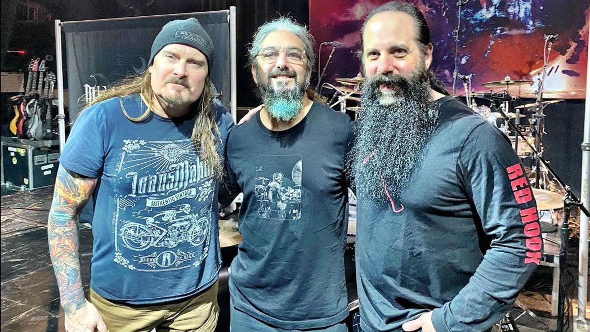 Dream Theater completate le composizioni del sedicesimo album truemetal.it