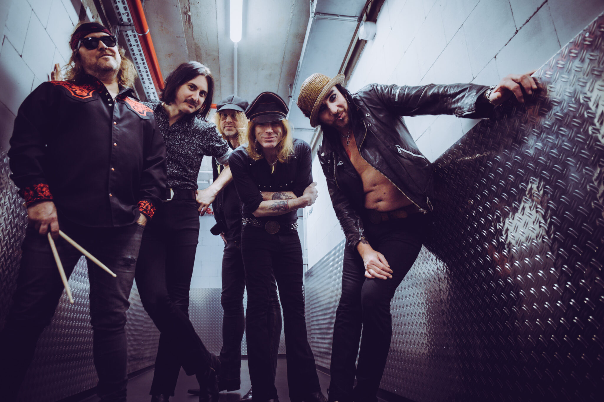 Hellacopter: il video del nuovo singolo Stay With You