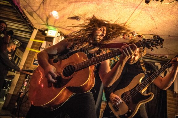 None: pubblicato il video di ‘Stories’ dal nuovo live album “Alive in San Jose”