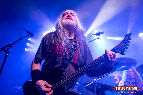 Incantation: l’appello della band ai fan a portare donazioni di cibo ai concerti