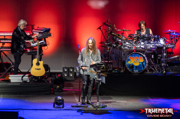 Yes: annunciata l’uscita del 24° album in studio “Aurora”, anticipato dalla title-track