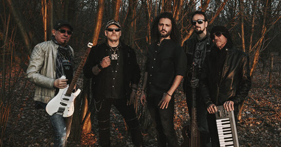 Thunder Rising: uscito l’EP “Sound of Loneliness”, guarda il video di ‘Dreaming Song to You’