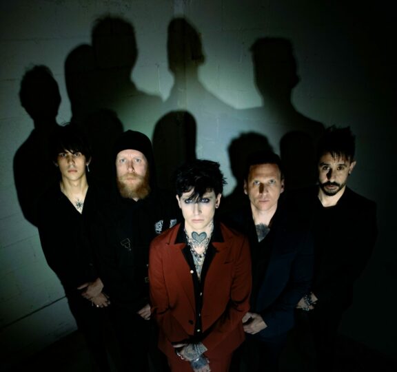 Silos: pubblicano il nuovo singolo “Black Mold” (con Craig Mabbitt degli Escape The Fate)