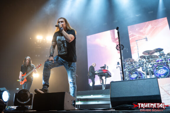 Dream Theater: guarda la speciale performance live, intima, della serie ‘Big Sound’ di Ernie Ball