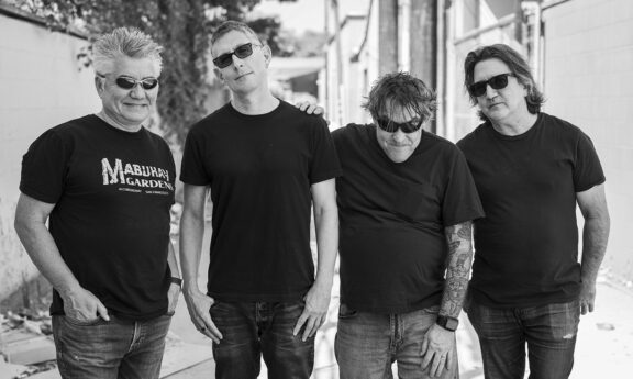 Infamous Stiffs: pubblicato il nuovo singolo “Loose Screwz”