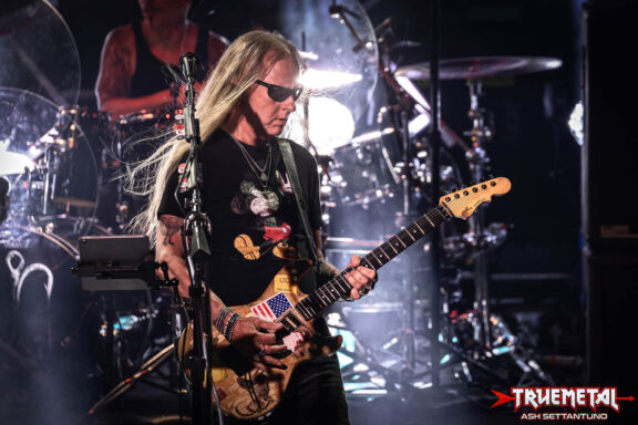 Live Report: Jerry Cantrell @ Magazzini Generali (MI) – 01/06/2025
