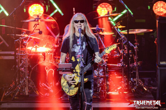 Photo Report: Jerry Cantrell @ Magazzini Generali (MI) 01/06/2025