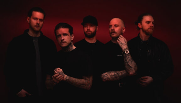 Adept: il visualizer di “Ignore the Sun” dal nuovo album “Blood Covenant”
