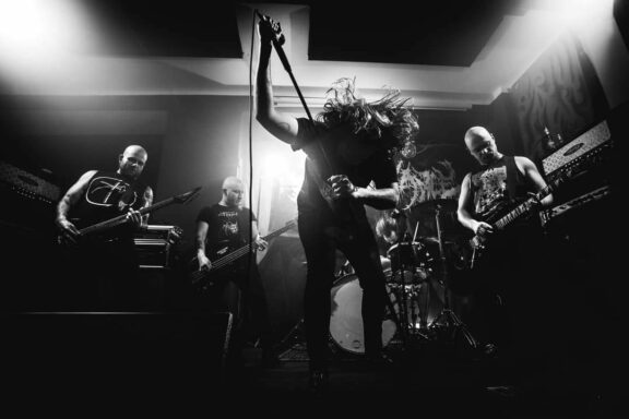 Clairvoyance: ascolta ‘Eternal Blaze’, il nuovo singolo