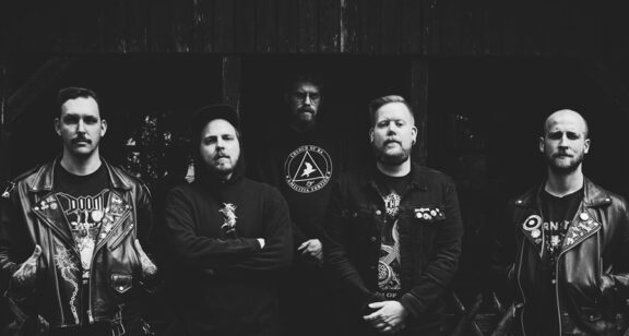 No Shelter: guarda ‘Schizophrenia’, il nuovo video
