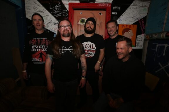 Arson Charge: ascolta ‘A New Throne’, il nuovo singolo estratto dal debut album