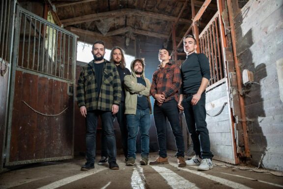 Ex Cinere Resurgo: nel roster di Rock On Agency