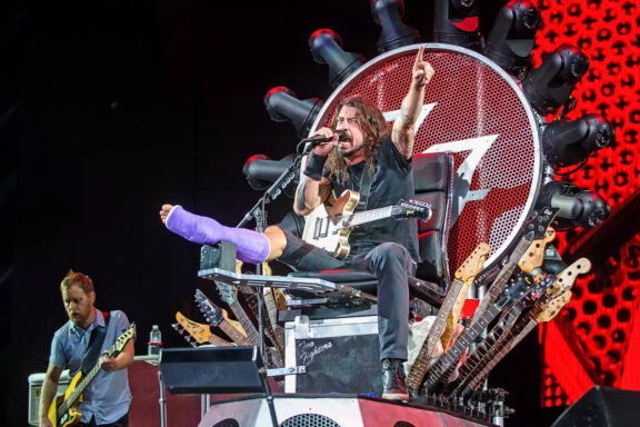 Foo Fighters: disponibile in digitale il nuovo brano “Today’s Song”, in radio da venerdì prossimo