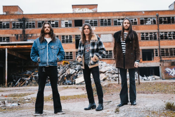 Margarita Witch Cult: in streaming il brano “Dig Your Way Out”, in uscita oggi il nuovo LP “Strung Out in Hell”
