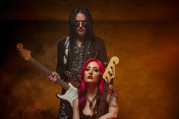Star Circus: guarda “Masquerade”, il nuovo video