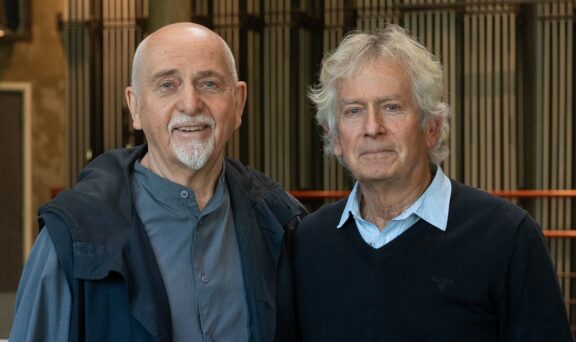 Genesis: annunciato “The Lamb Lies Down on Broadway” in versione Boxset Super Deluxe per il 50° Anniversario
