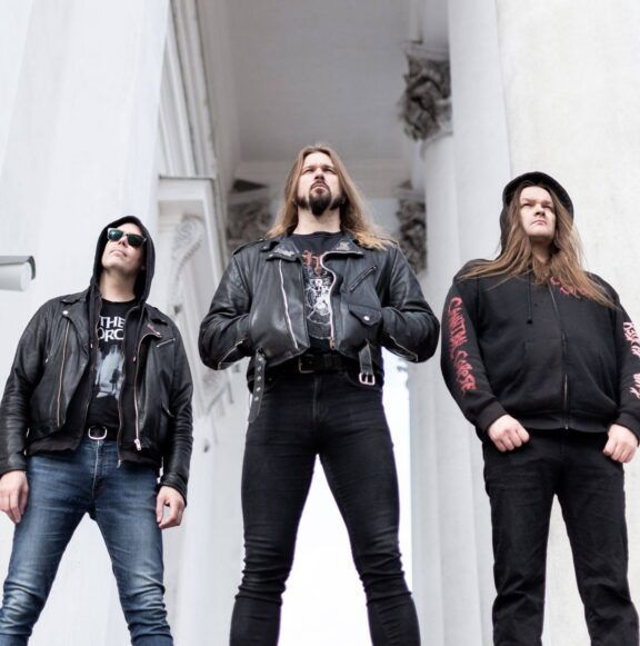 Hooded Menace: ascolta ‘Pale Masquerade’, il nuovo singolo