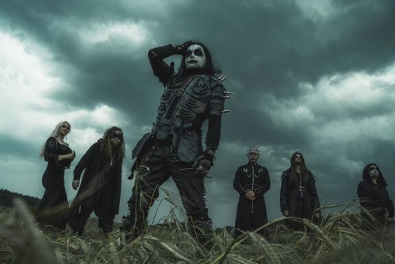 Cradle Of Filth: Zoë Marie Federoff lascia la band